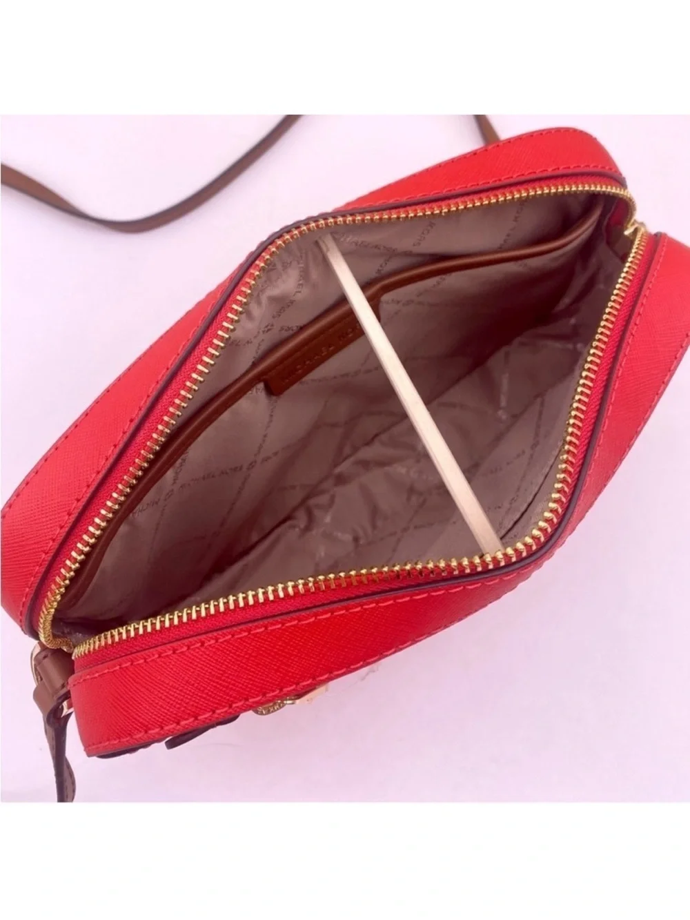 Michael Kors Jet Set Travel East West Zip Chain Crossbody